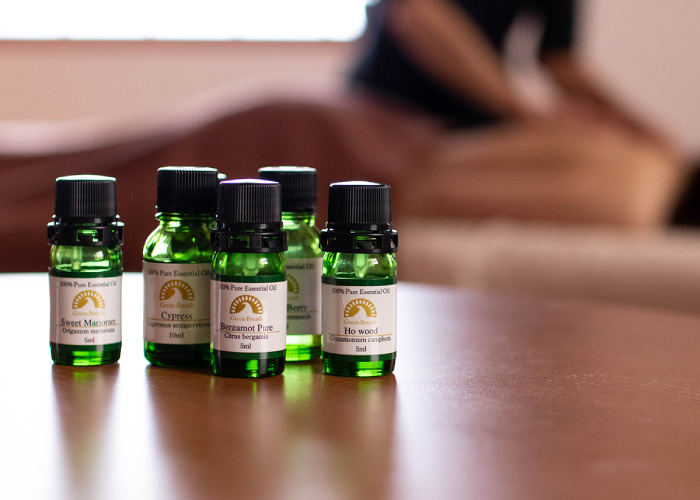 ホリスティックアロマセラピー - サロン・ド・ニキ ｜ 島田市アロマ